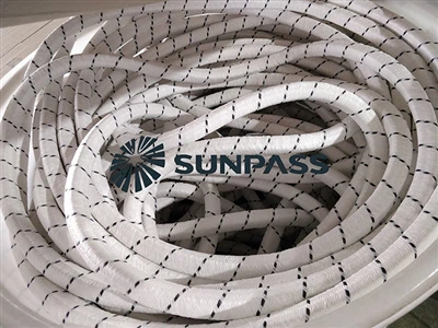 ギリシャの顧客は、船舶用品のトップシールから高圧耐性と優れた熱伝導性のタンク蓋シールパッキンを注文しました